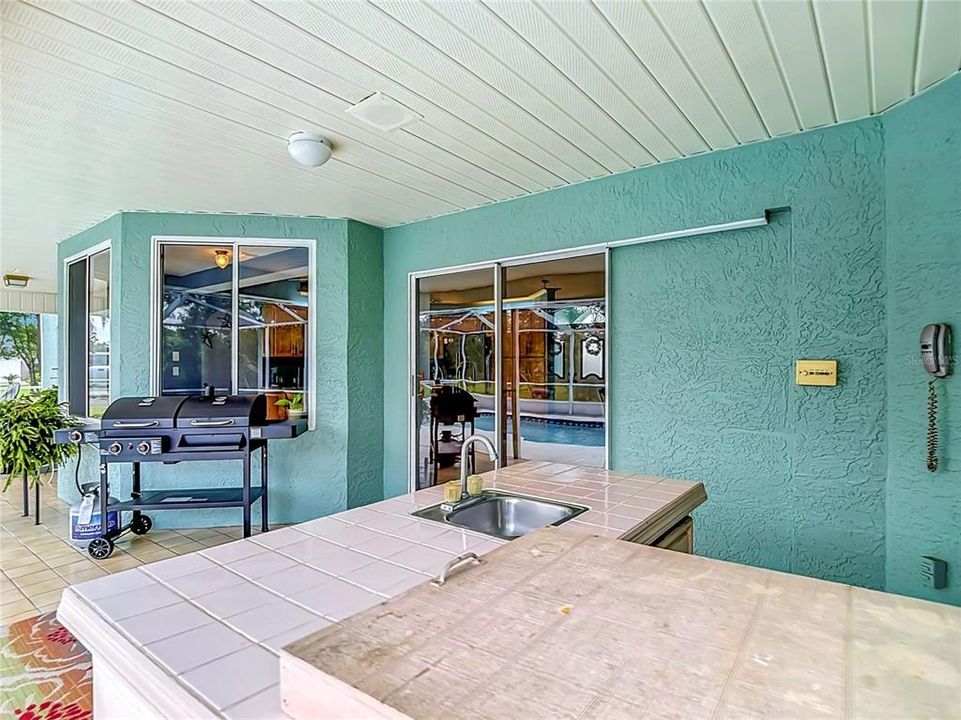 For Sale: $379,000 (3 beds, 2 baths, 1802 Square Feet)
