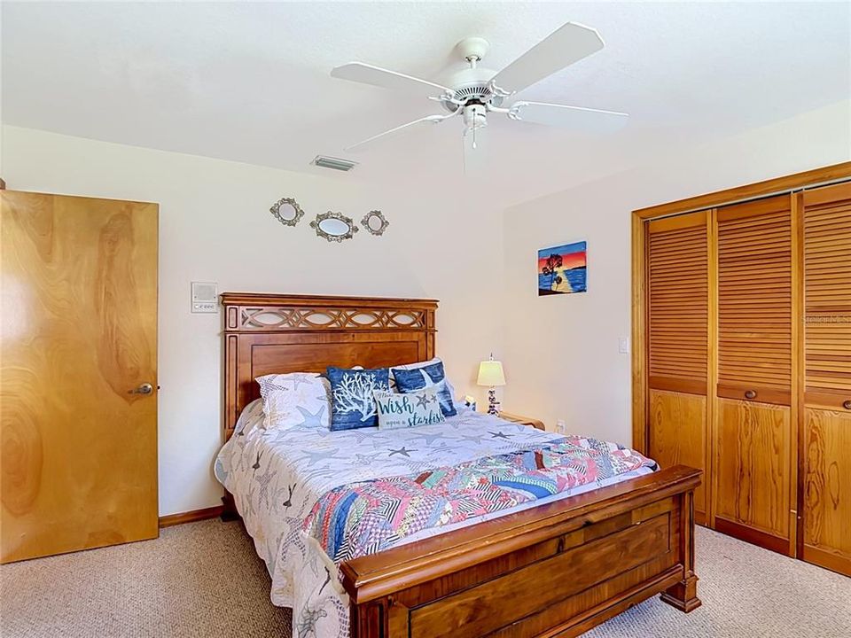 For Sale: $379,000 (3 beds, 2 baths, 1802 Square Feet)