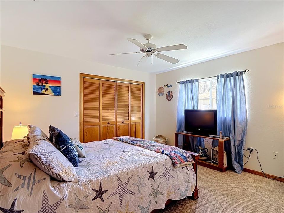 For Sale: $379,000 (3 beds, 2 baths, 1802 Square Feet)