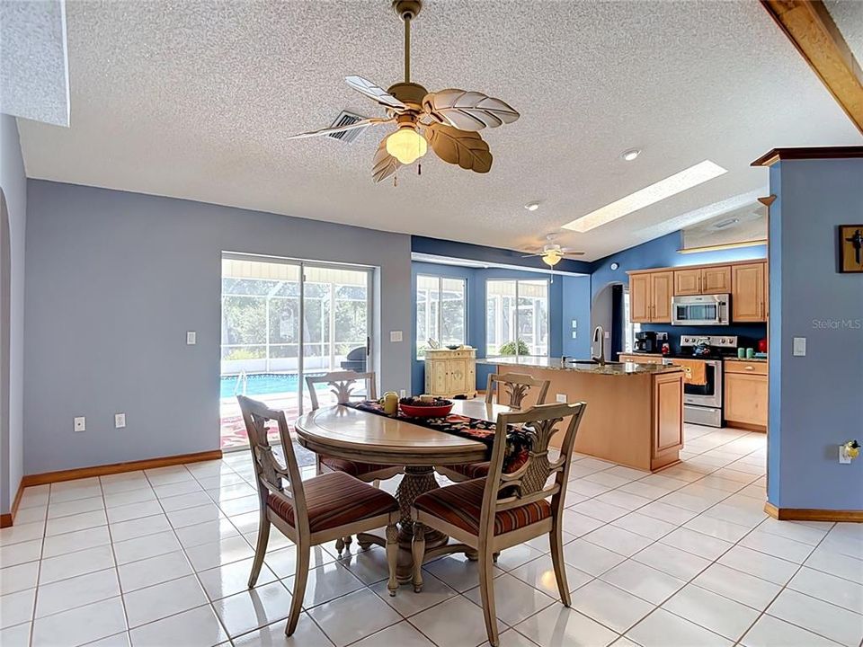For Sale: $379,000 (3 beds, 2 baths, 1802 Square Feet)
