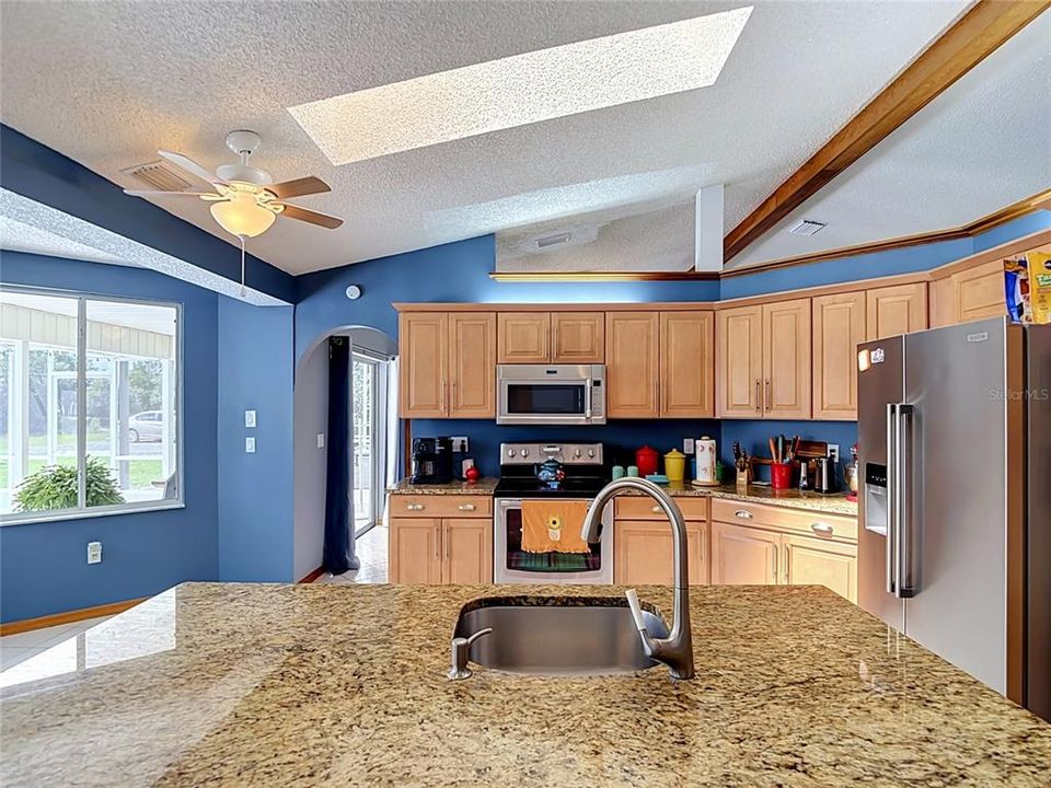 For Sale: $379,000 (3 beds, 2 baths, 1802 Square Feet)