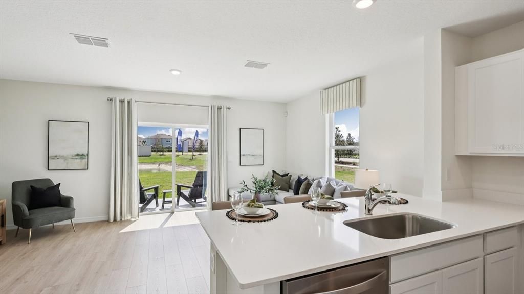 For Sale: $462,000 (3 beds, 2 baths, 1463 Square Feet)