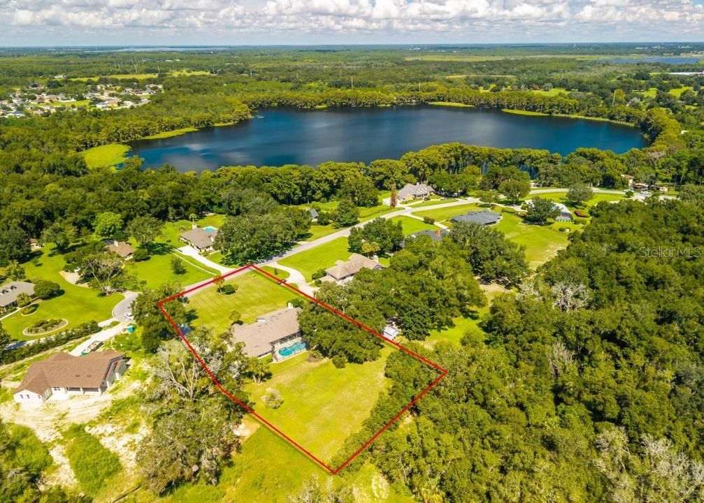 En Venta: $610,000 (4 camas, 3 baños, 2626 Pies cuadrados)