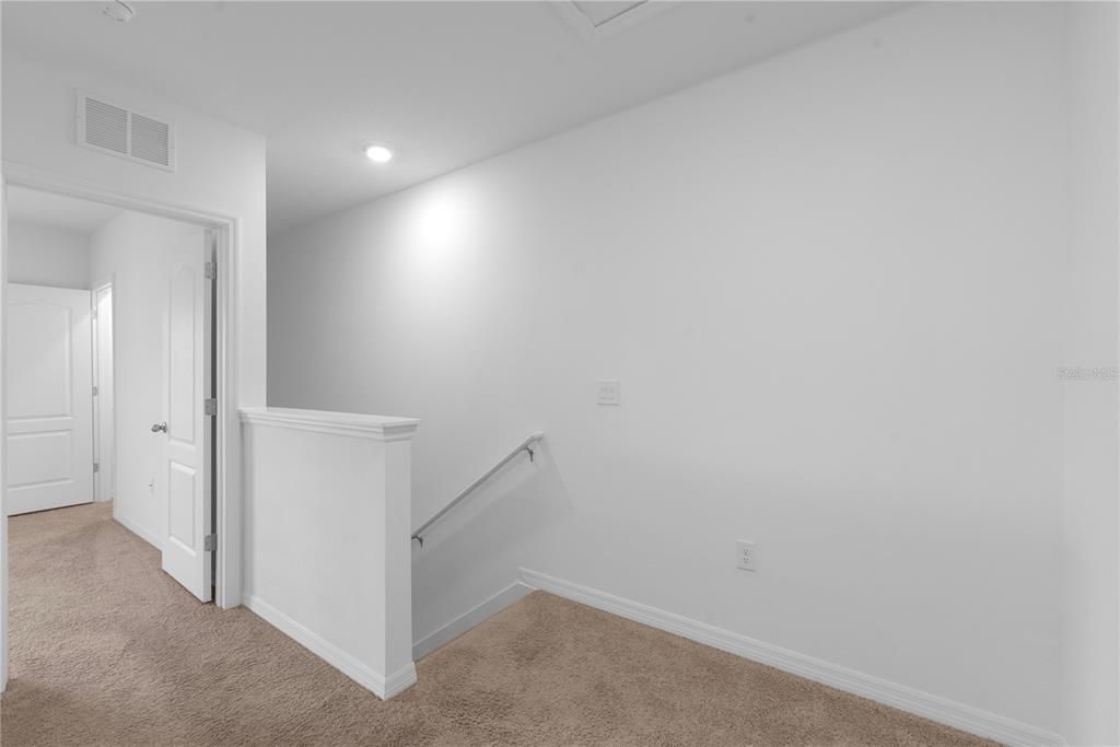 For Rent: $1,750 (3 beds, 2 baths, 1613 Square Feet)