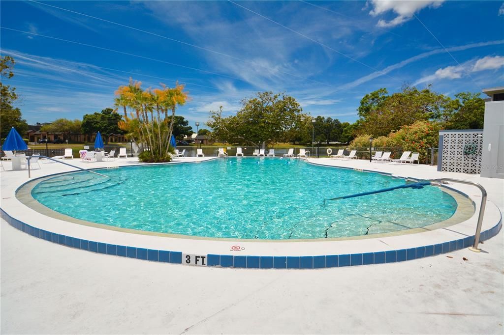For Sale: $72,500 (1 beds, 1 baths, 836 Square Feet)