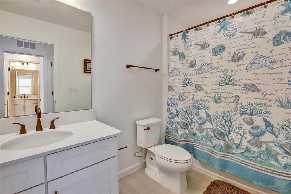 For Sale: $575,000 (5 beds, 4 baths, 2696 Square Feet)