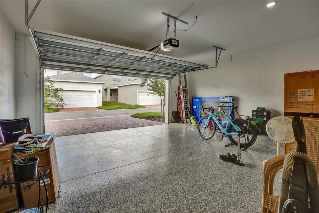 For Sale: $575,000 (5 beds, 4 baths, 2696 Square Feet)