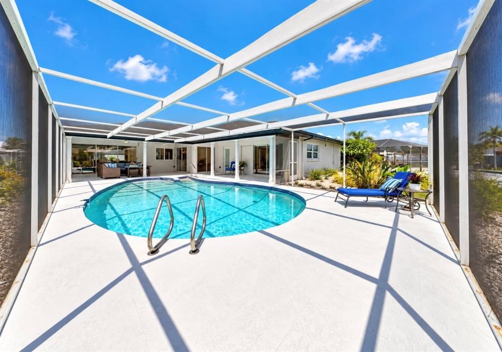 En Venta: $799,999 (3 camas, 2 baños, 1795 Pies cuadrados)