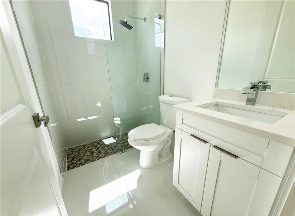 En Venta: $440,000 (4 camas, 3 baños, 1737 Pies cuadrados)