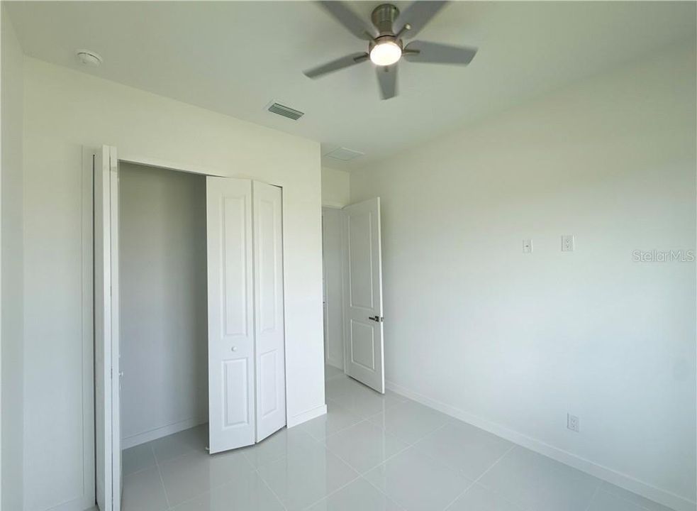 En Venta: $440,000 (4 camas, 3 baños, 1737 Pies cuadrados)