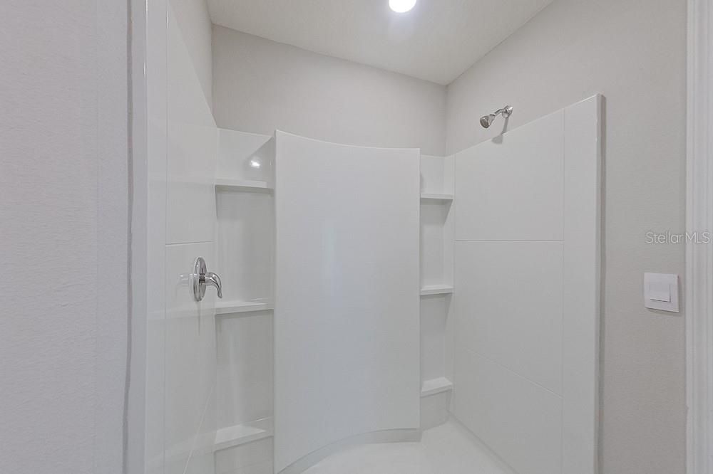 For Rent: $2,045 (3 beds, 2 baths, 1453 Square Feet)