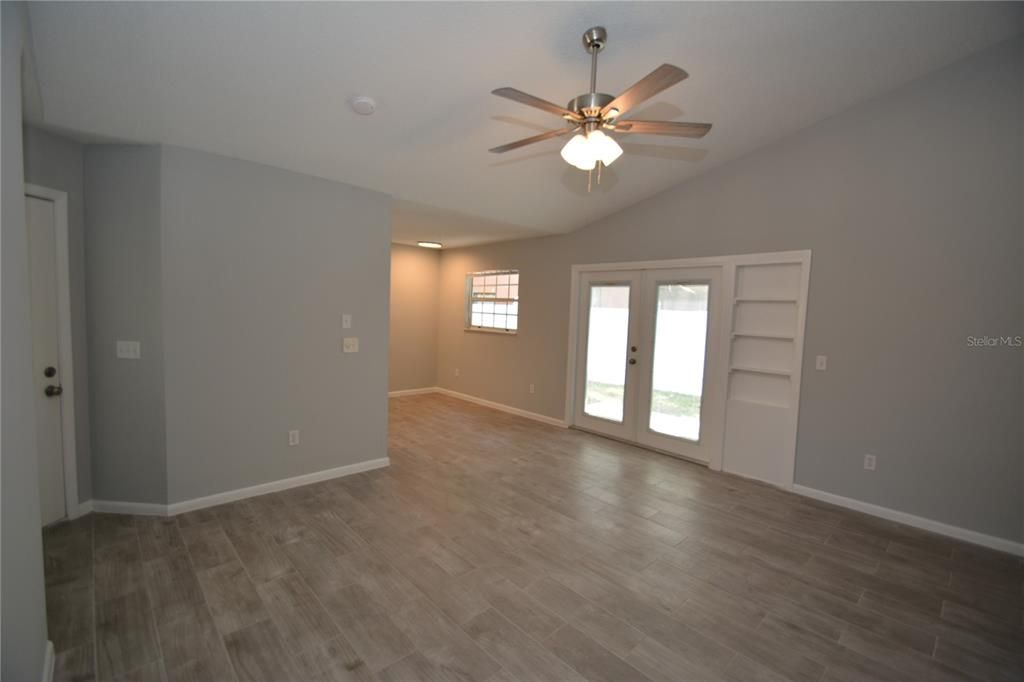 For Rent: $1,500 (2 beds, 2 baths, 1089 Square Feet)