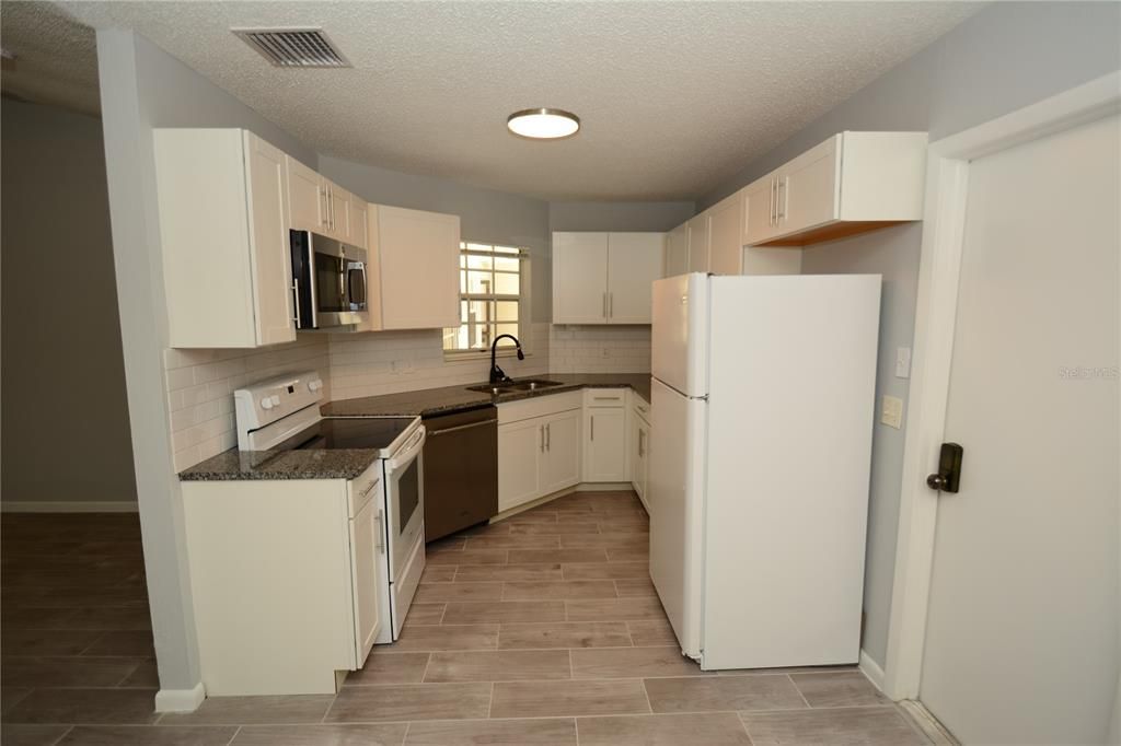 For Rent: $1,500 (2 beds, 2 baths, 1089 Square Feet)