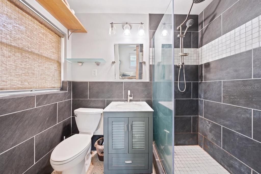 En Venta: $716,500 (3 camas, 2 baños, 1686 Pies cuadrados)