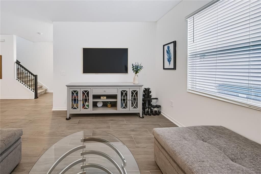 For Sale: $410,000 (3 beds, 2 baths, 2132 Square Feet)