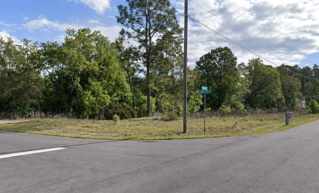待售: $23,900 (0.28 acres)