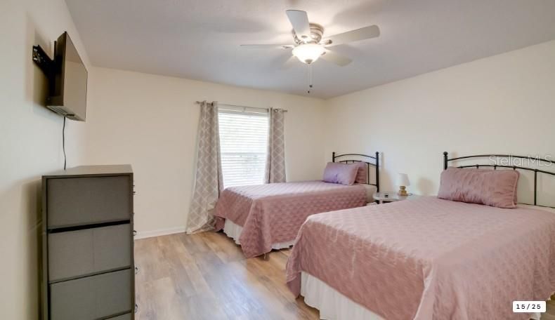 For Rent: $1,500 (2 beds, 2 baths, 1100 Square Feet)