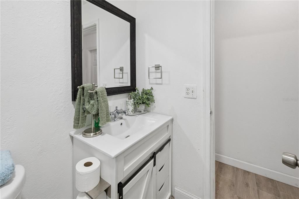 En Venta: $265,900 (3 camas, 1 baños, 940 Pies cuadrados)