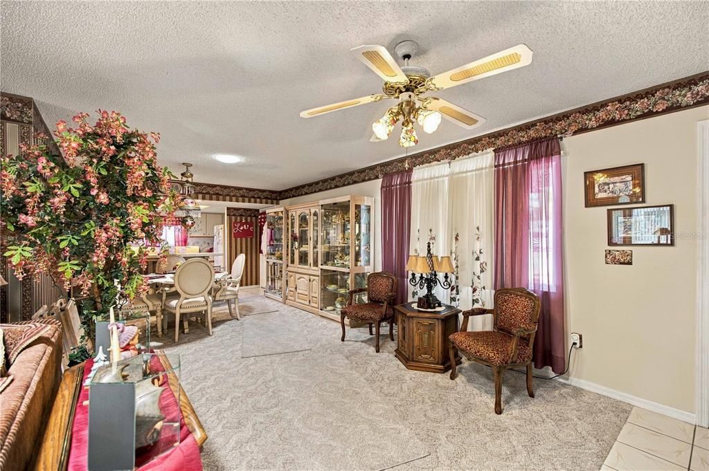 For Sale: $260,900 (3 beds, 2 baths, 1726 Square Feet)