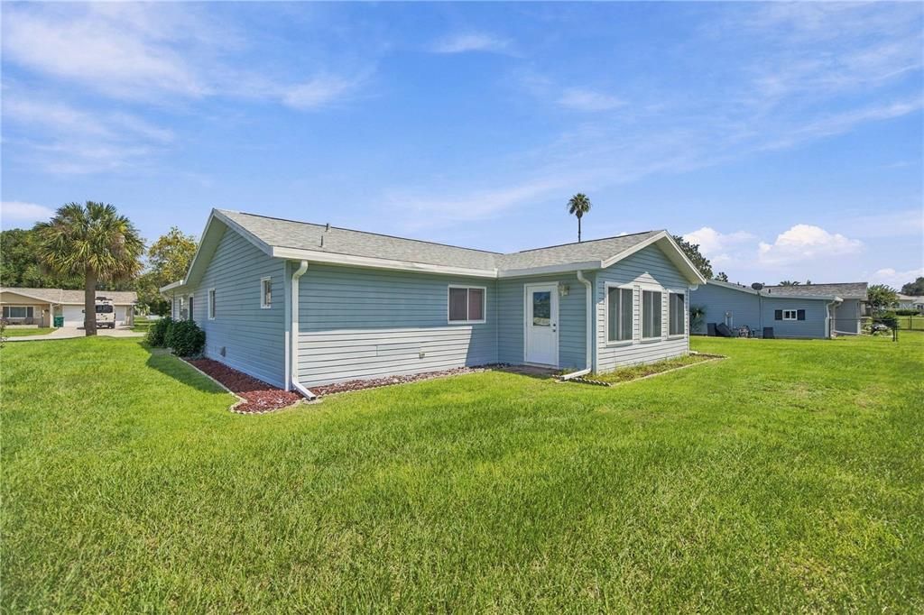 For Sale: $260,900 (3 beds, 2 baths, 1726 Square Feet)