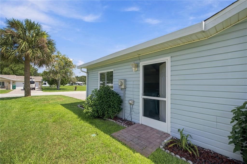 For Sale: $260,900 (3 beds, 2 baths, 1726 Square Feet)
