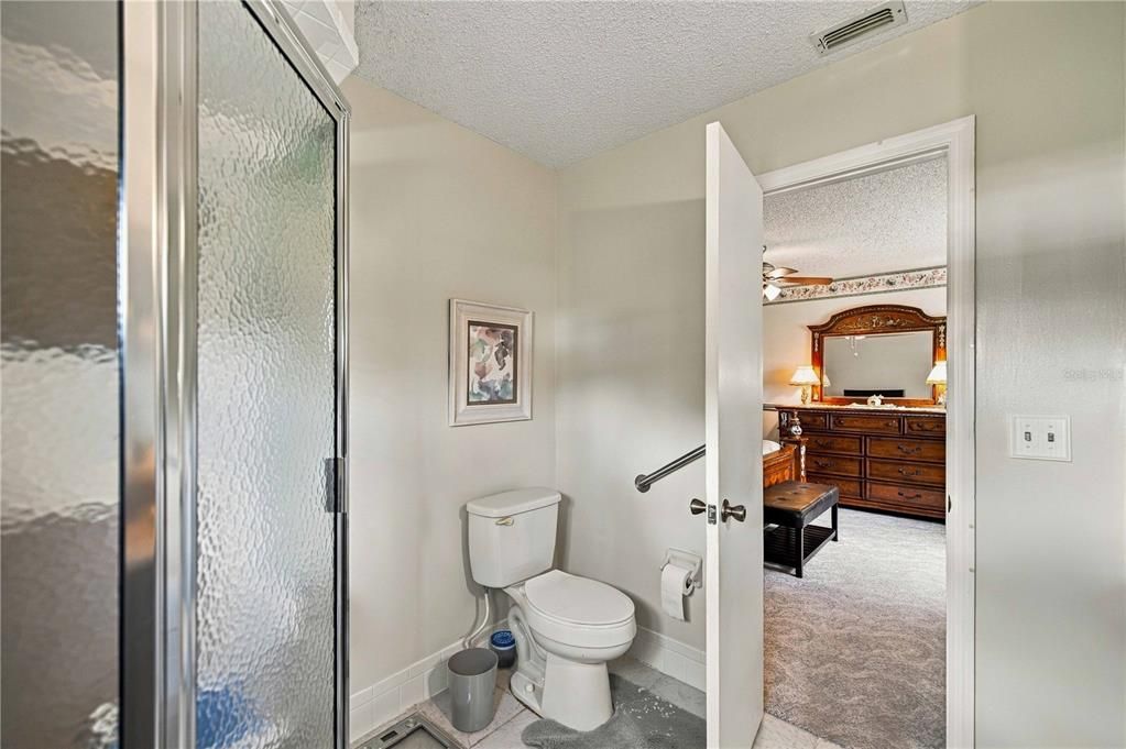 For Sale: $260,900 (3 beds, 2 baths, 1726 Square Feet)