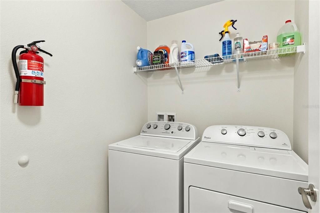 На продажу: $318,000 (2 спален, 2 ванн, 1264 Квадратных фут)