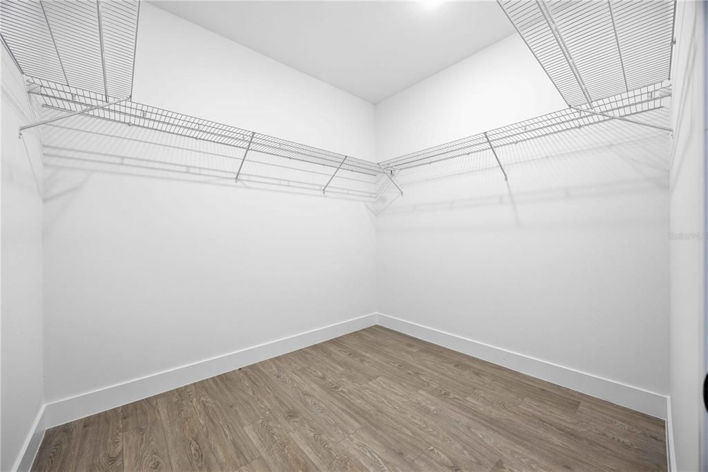 En Renta: $2,750 (4 camas, 2 baños, 2032 Pies cuadrados)