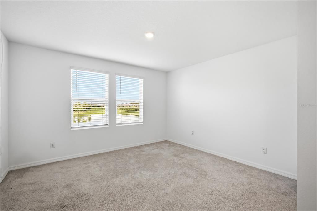For Rent: $2,095 (3 beds, 2 baths, 1373 Square Feet)