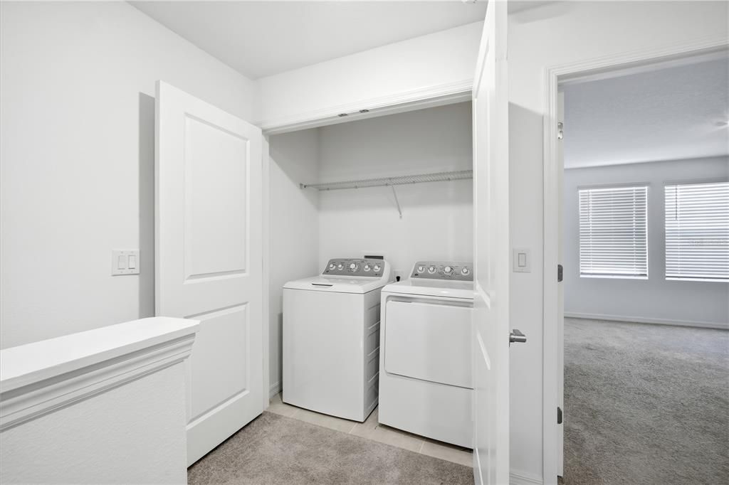 For Rent: $2,095 (3 beds, 2 baths, 1373 Square Feet)