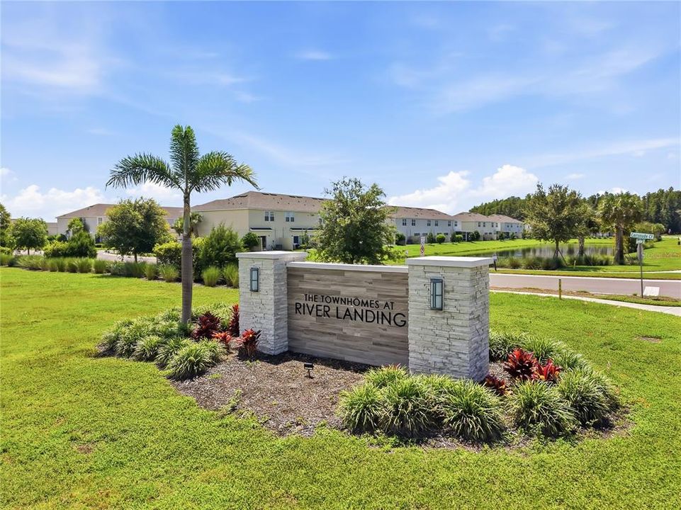 For Rent: $2,095 (3 beds, 2 baths, 1373 Square Feet)