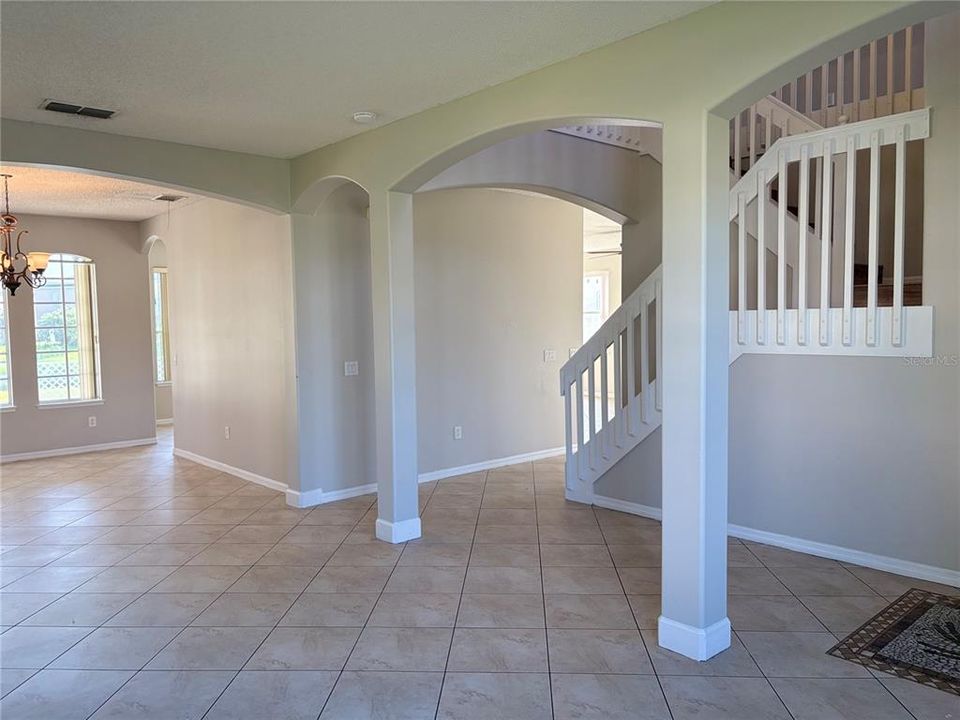 For Rent: $3,200 (4 beds, 3 baths, 3057 Square Feet)