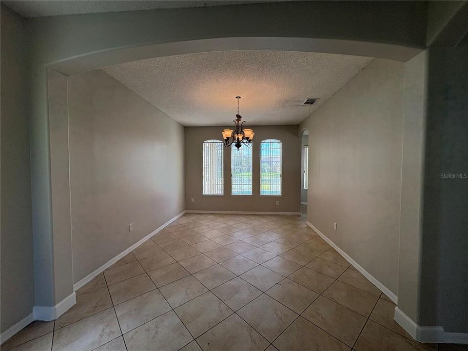 For Rent: $3,200 (4 beds, 3 baths, 3057 Square Feet)