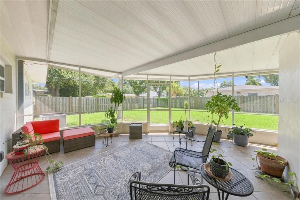 En Venta: $810,500 (3 camas, 2 baños, 1842 Pies cuadrados)