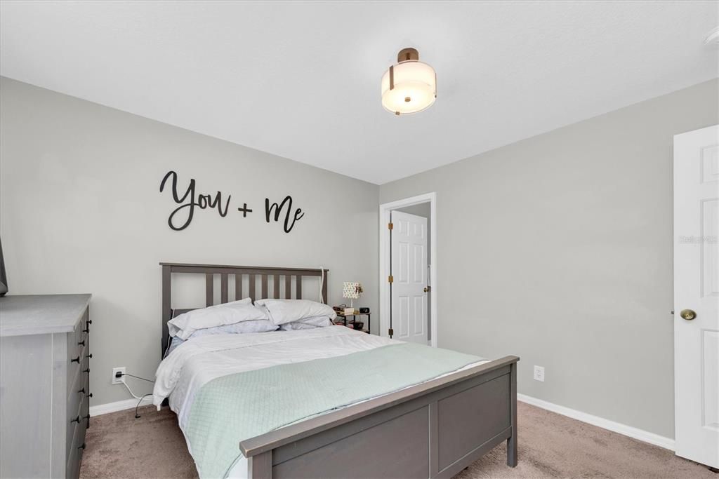 For Sale: $279,000 (3 beds, 2 baths, 1408 Square Feet)