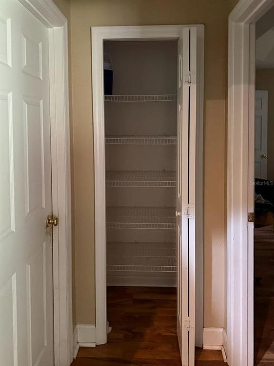 En Venta: $325,000 (3 camas, 2 baños, 1655 Pies cuadrados)