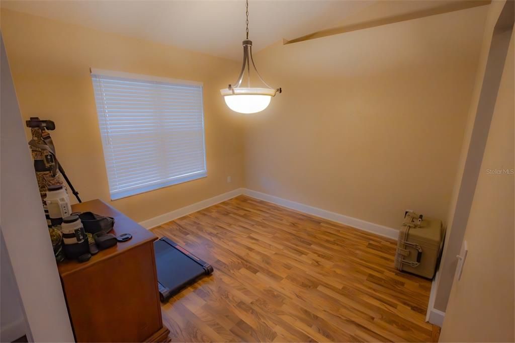 En Venta: $325,000 (3 camas, 2 baños, 1655 Pies cuadrados)