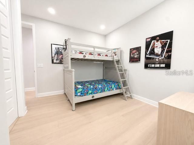 En Venta: $799,000 (4 camas, 3 baños, 2684 Pies cuadrados)