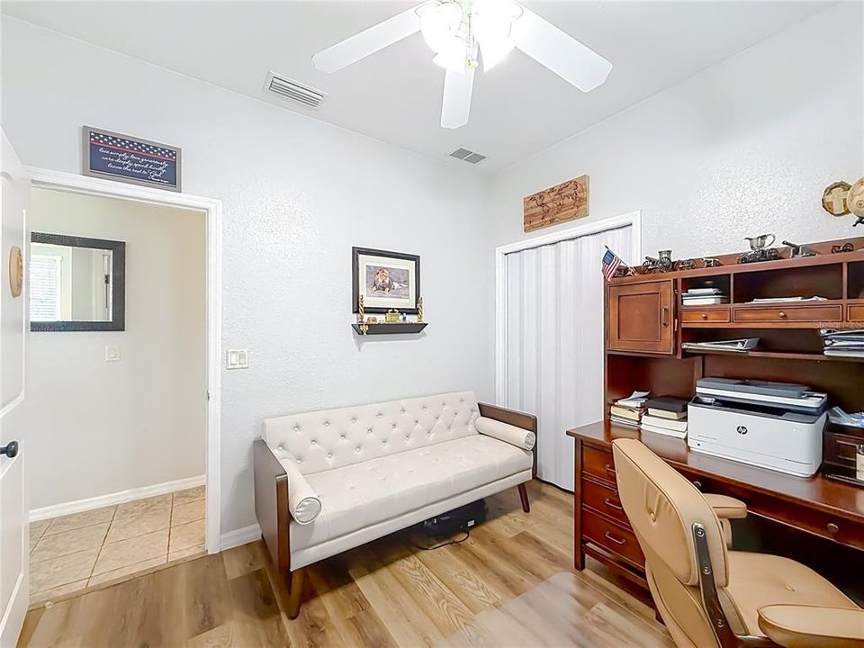 En Venta: $324,900 (3 camas, 2 baños, 1430 Pies cuadrados)