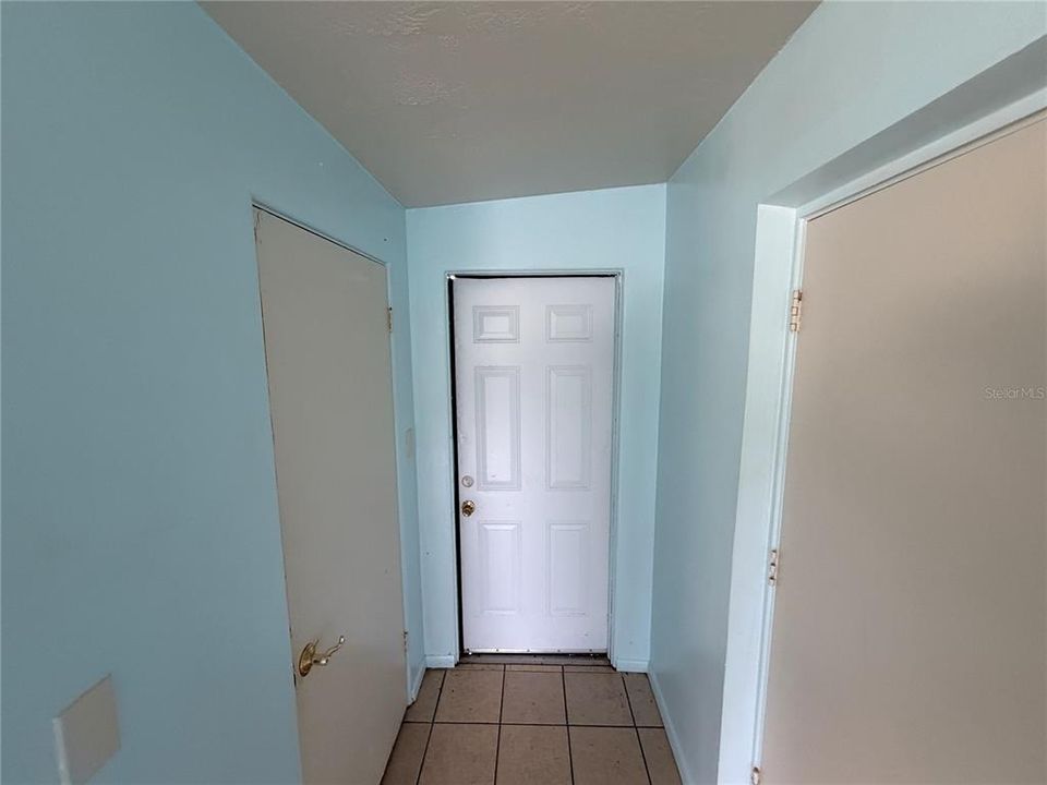 В аренду: $1,400 (2 спален, 1 ванн, 996 Квадратных фут)