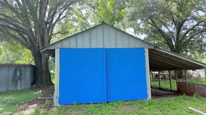 For Rent: $3,200 (3 beds, 2 baths, 2382 Square Feet)