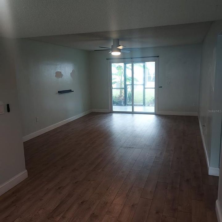 В аренду: $1,800 (2 спален, 2 ванн, 984 Квадратных фут)