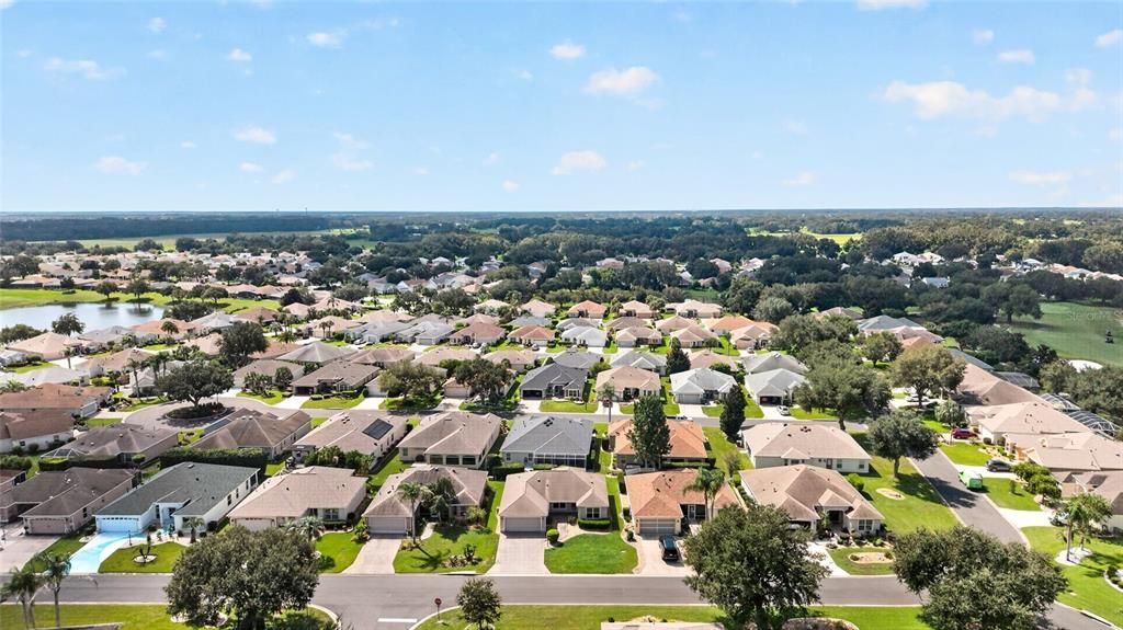For Sale: $319,900 (3 beds, 2 baths, 1404 Square Feet)