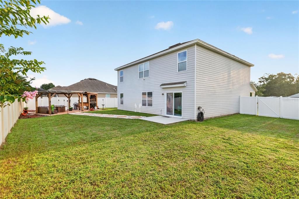 For Sale: $424,900 (5 beds, 3 baths, 2544 Square Feet)