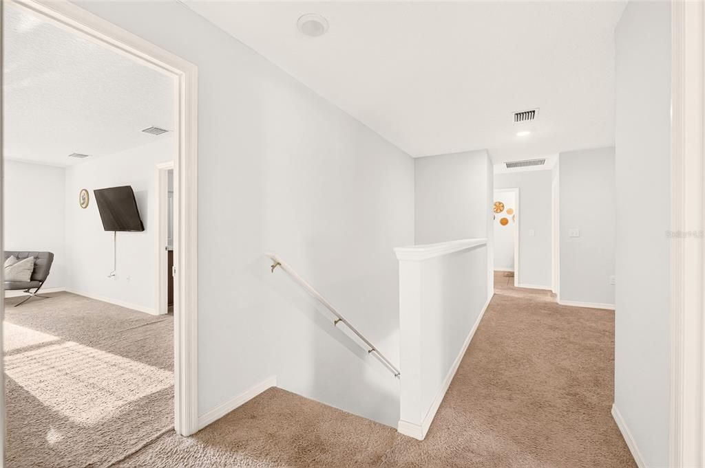 For Sale: $424,900 (5 beds, 3 baths, 2544 Square Feet)