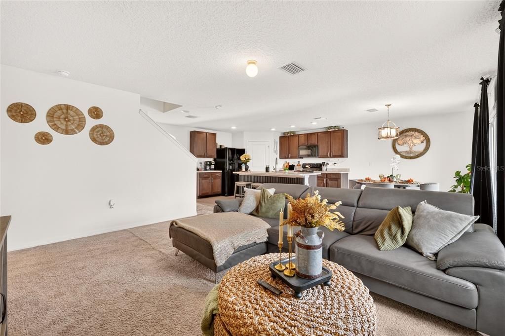 For Sale: $424,900 (5 beds, 3 baths, 2544 Square Feet)