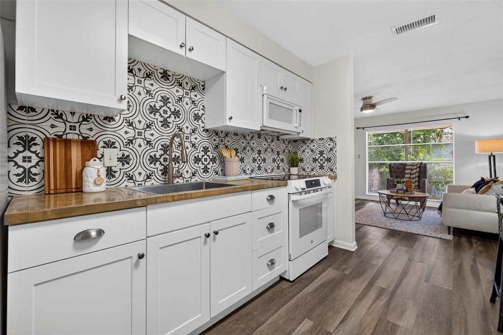 En Venta: $595,000 (8 camas, 0 baños, 1566 Pies cuadrados)