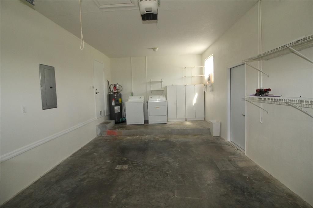 For Sale: $279,900 (2 beds, 2 baths, 1214 Square Feet)