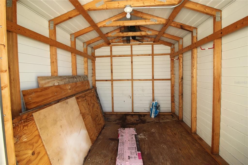 For Sale: $279,900 (2 beds, 2 baths, 1214 Square Feet)