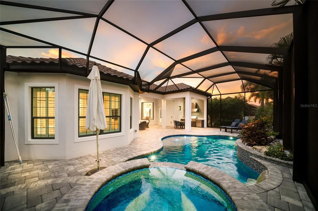 En Venta: $1,525,000 (3 camas, 2 baños, 2908 Pies cuadrados)